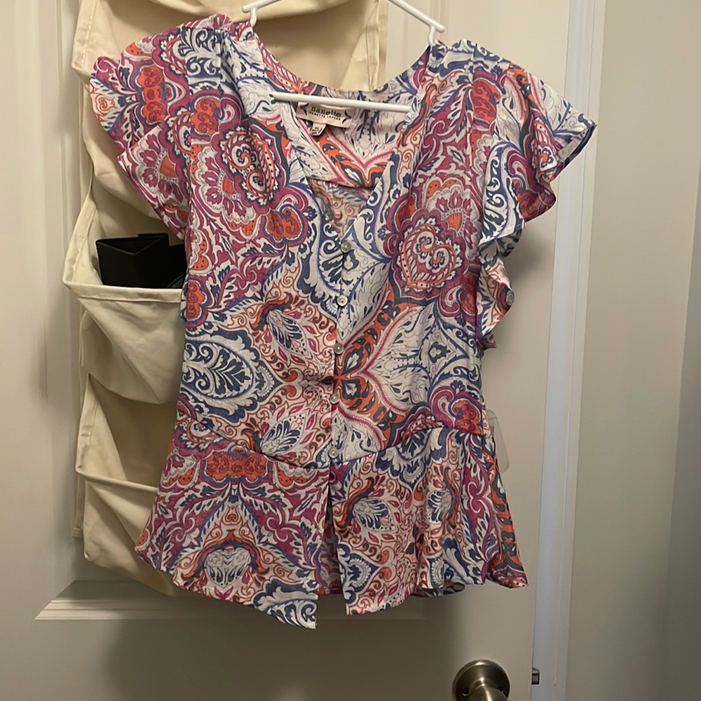 Women’s Nanette Lepore Floral button blouse size XS